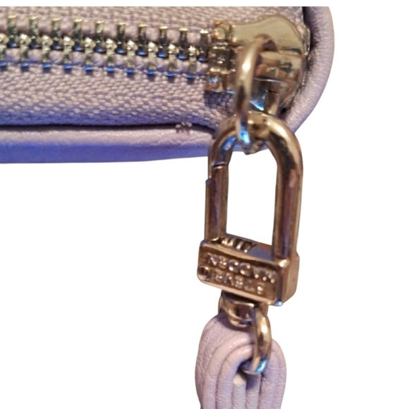 EUC Steve Madden Lavender Clutch Wallet. - Picture 7 of 8